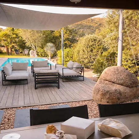 Porto-vecchio 4 Avec Piscine بورتو فيكشْيو